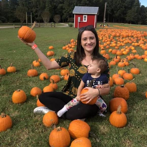 Meet your Posher, Falon - Picture 1 of 1